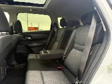 2025 Nissan Rogue CLEAN CARFAX! SVMOONROOF! AWD! NEW MVI! CERTIF - Photo 17