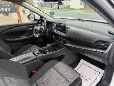 2025 Nissan Rogue CLEAN CARFAX! SVMOONROOF! AWD! NEW MVI! CERTIF - Photo 24