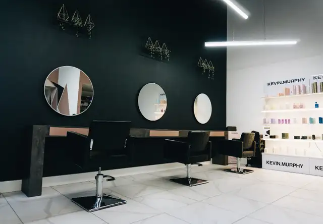 Office/ Salon/ Clinic Units are available for rent in Guelph - Photo 3