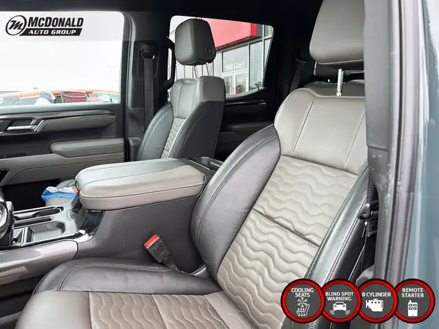 2025 Chevrolet Silverado 1500 ZR2 Heated and Cooled Seats - Photo 18