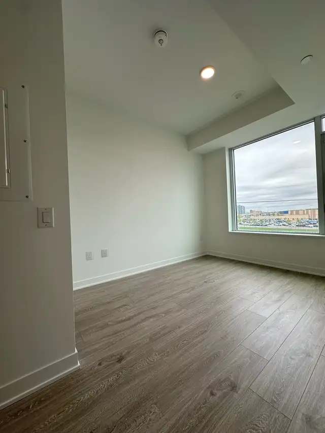 2 Bedroom   2 Washroom Apartment for Rent in Mississauga - Photo 8