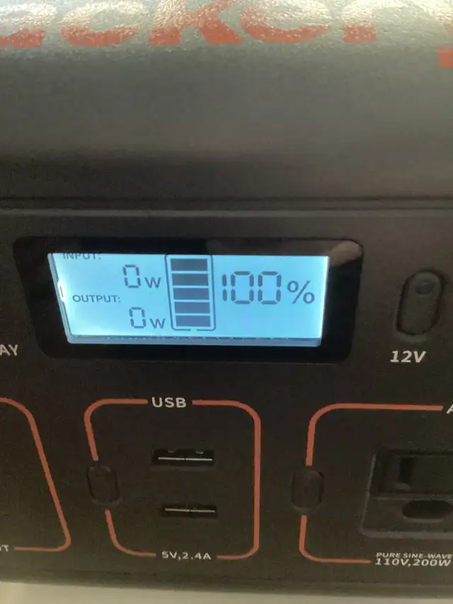 Power Station, Jackery Explorer 240 watts - Photo 3