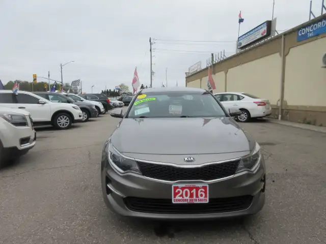 2016 Kia Optima LX - Photo 2