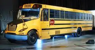 Chauffeur d'autobus scolaire / School Bus driver
