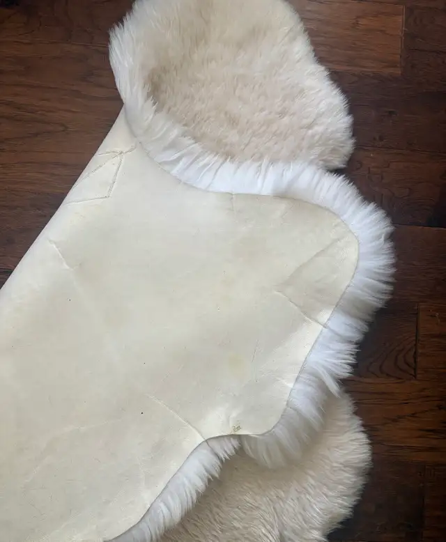 Sheep Skin Rug - Photo 3