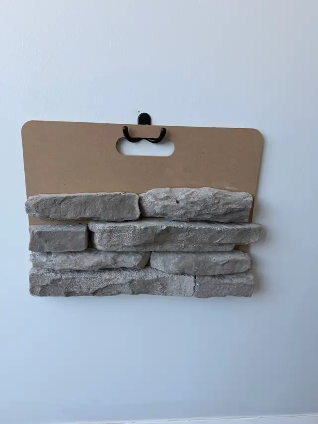 Stone Veneer - Photo 9