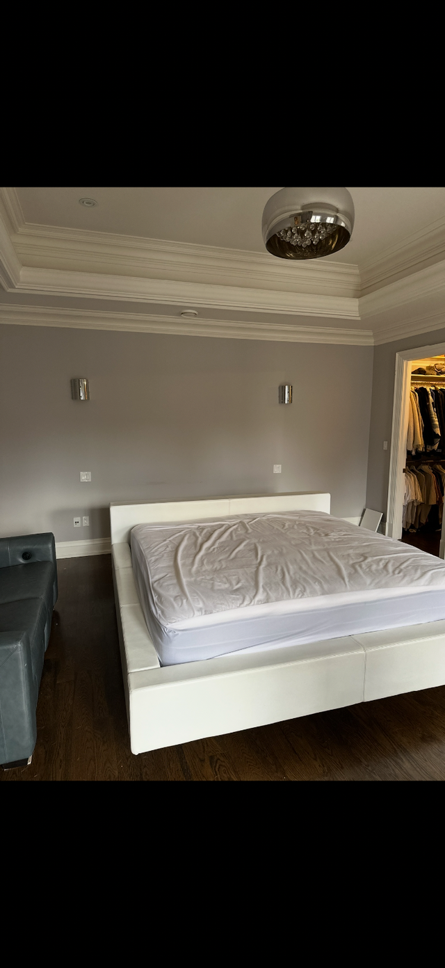 White leather king size bed