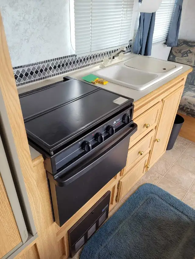 26ft westwinds camper - Photo 3