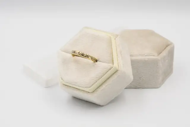 14K FORGET ME NOT BAND