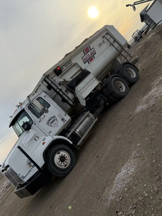 Feed Truck Driver - Photo 2