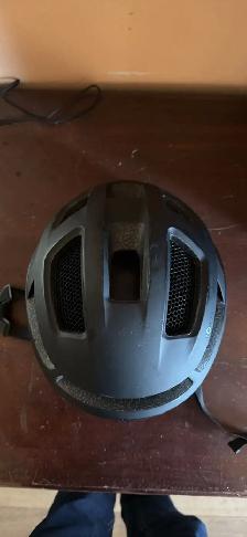Smith Trace MIPS Bike Helmet - Excellent Condition'.