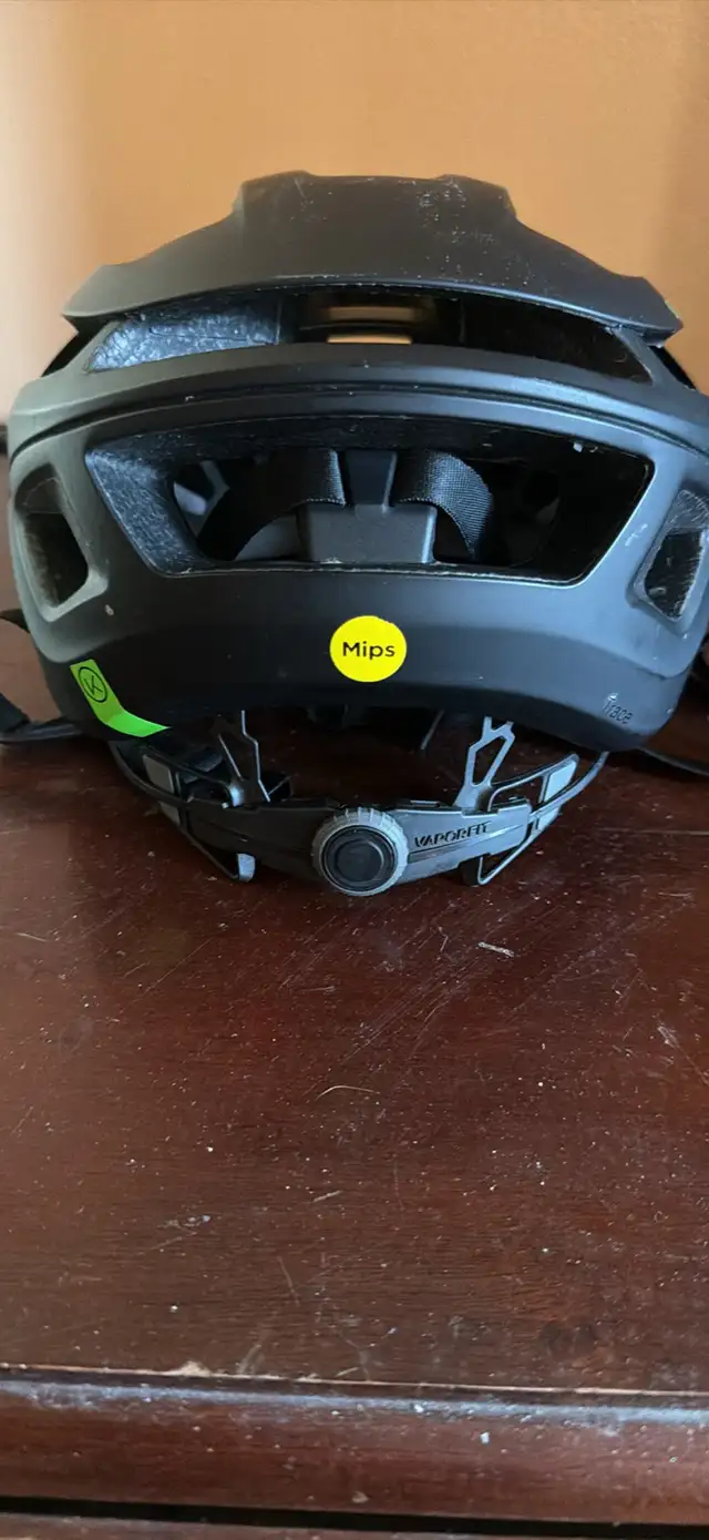 Smith Trace MIPS Bike Helmet - Excellent Condition'. - Photo 3