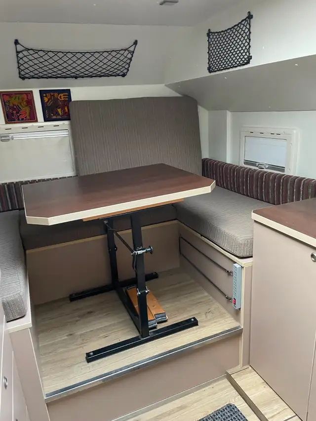 Unimog Custom Camper - Photo 6