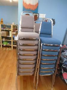 Stacking chairs (33 available)