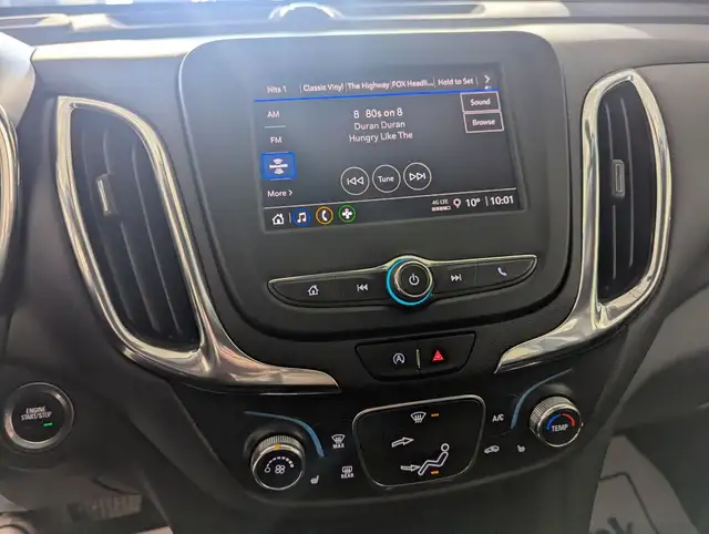 2023 Chevrolet Equinox LT WITH GREAT GAS MILEAGE! - Photo 14