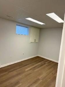 Spacious and bright basement apartment in Uxbridge - Avail immed - Photo 6
