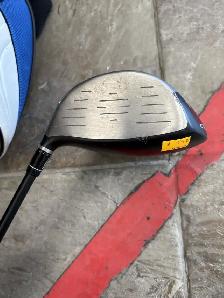 TaylorMade Jetspeed 10.5 Golf Driver with Sock - Photo 2