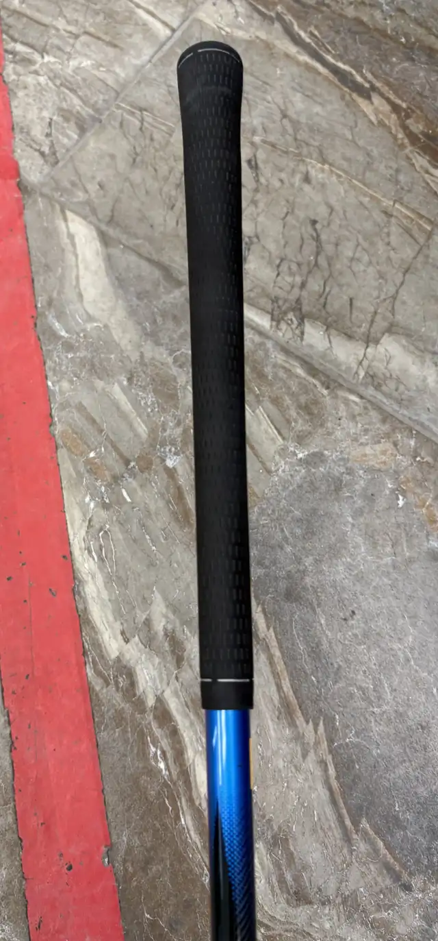 TaylorMade Jetspeed 10.5 Golf Driver with Sock - Photo 5