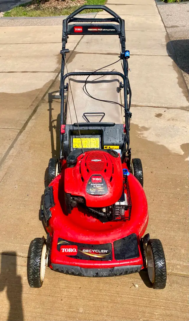 TORO LAWNMOWER RECYCLER 22' SELF PROPELLED - Photo 3