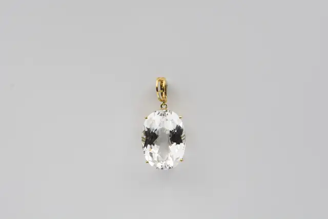9K .40CT TOPAZ PENDANT