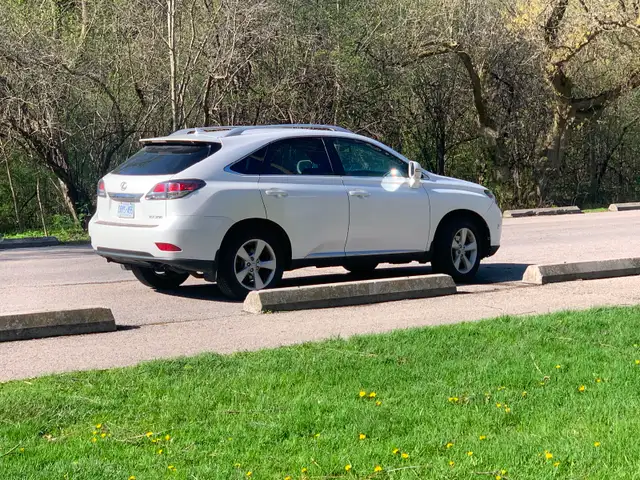2013 Lexus RX 350 AWD – Meticulously Maintained – Loaded Luxury