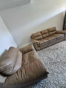FREE DELIVERY Beautiful Leather Matching 3 Seater Sofa & 1 Seate - Photo 5