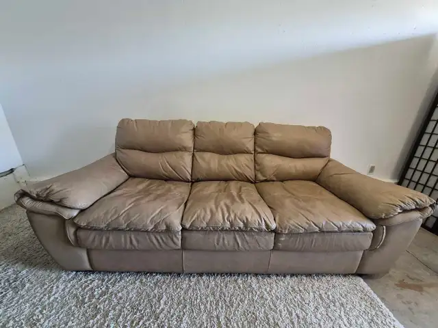 FREE DELIVERY Beautiful Leather Matching 3 Seater Sofa & 1 Seate - Photo 6