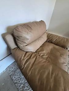FREE DELIVERY Beautiful Leather Matching 3 Seater Sofa & 1 Seate - Photo 8