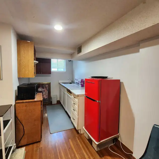 Rent beautiful renovated  1 bedroom apartment - Photo 3