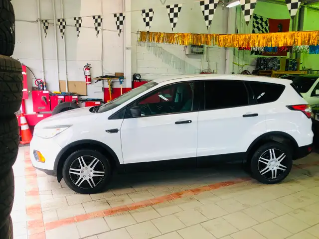 GARANTIE/ 2017 FORD ESCAPE S 2.5L/ COMME NEUVE/ UN VRAIS BIJOU/ - Photo 4