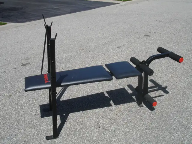 MUST GO YORK WORKOUT BENCH WITH OTHER FEATURES FIRST $45.00! - Photo 3