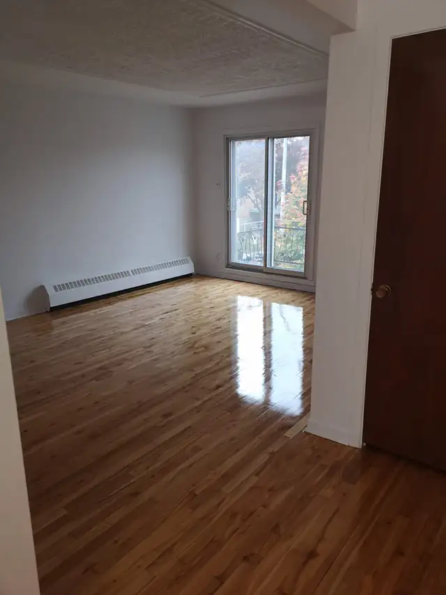 Grand 5 1/2 chauffé à St-Léonard - Photo 6