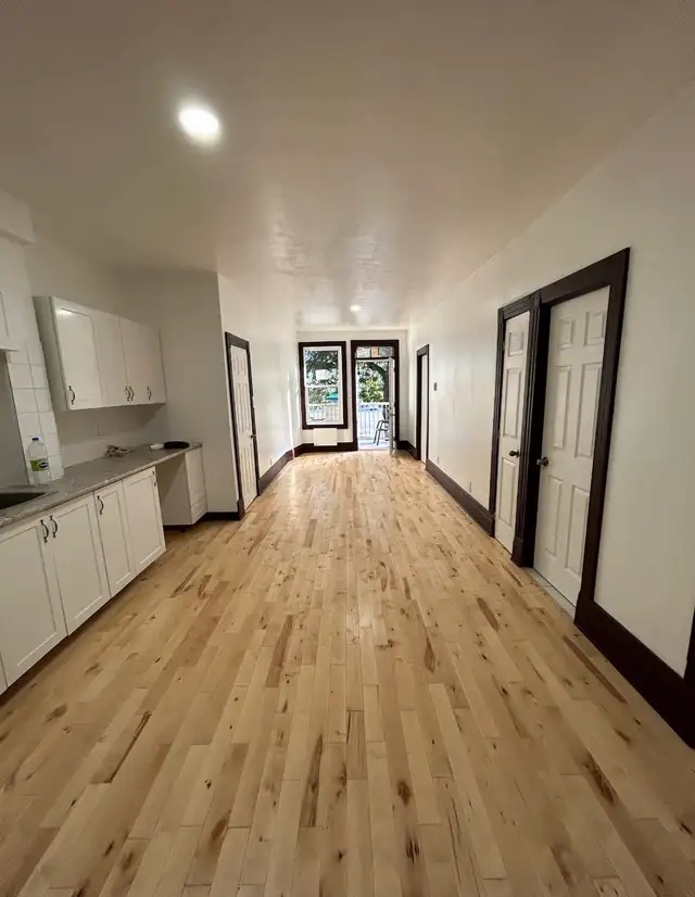5.5 in Mile Ex / Near Metro Parc (Avail July) - Photo 5