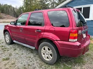 2007 Ford Escape - For Parts Only - Photo 2