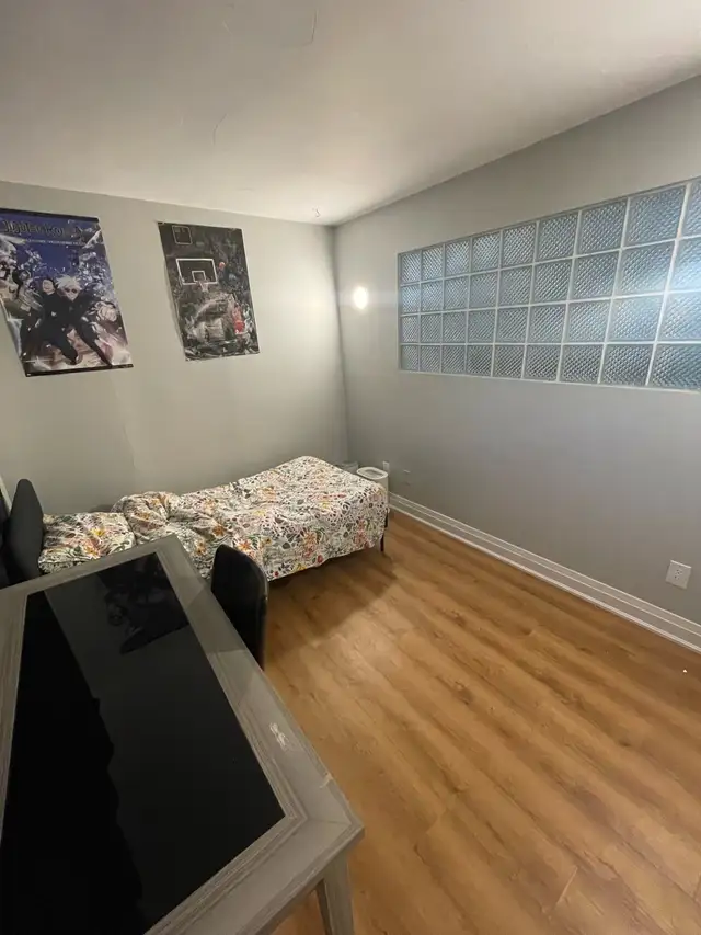 Room For Rent - Photo 2