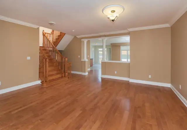 For Lease - Gorgeous Custom ~3,200SF Home in Markham - Photo 4