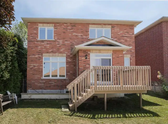 For Lease - Gorgeous Custom ~3,200SF Home in Markham - Photo 10