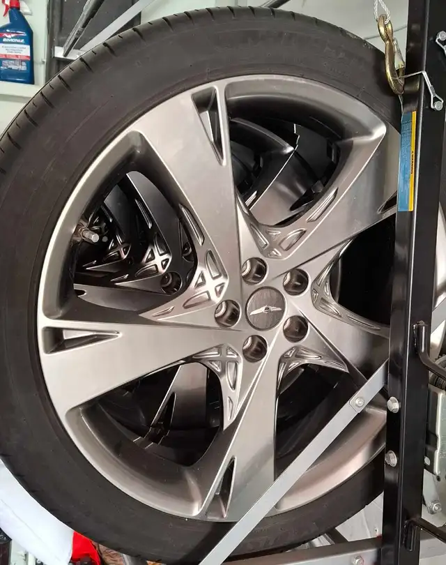 22' rim for Genesis GV80