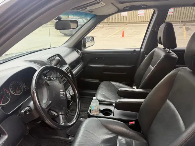 2005 Honda CRV limited - Photo 8