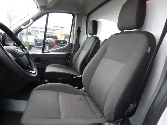 2023 FORD TRANSIT CUBE 12' T-350 RWD 9500 GVWR SRW, ECOBOOST V6! - Photo 17