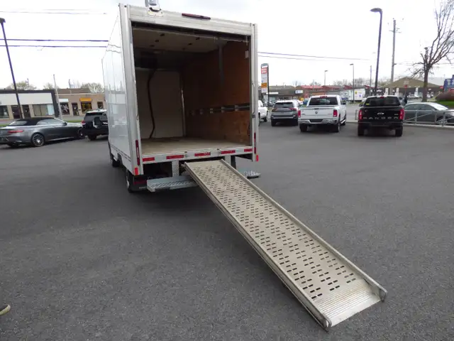 2023 FORD TRANSIT CUBE 12' T-350 RWD 9500 GVWR SRW, ECOBOOST V6! - Photo 25