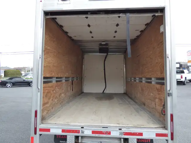 2023 FORD TRANSIT CUBE 12' T-350 RWD 9500 GVWR SRW, ECOBOOST V6! - Photo 27