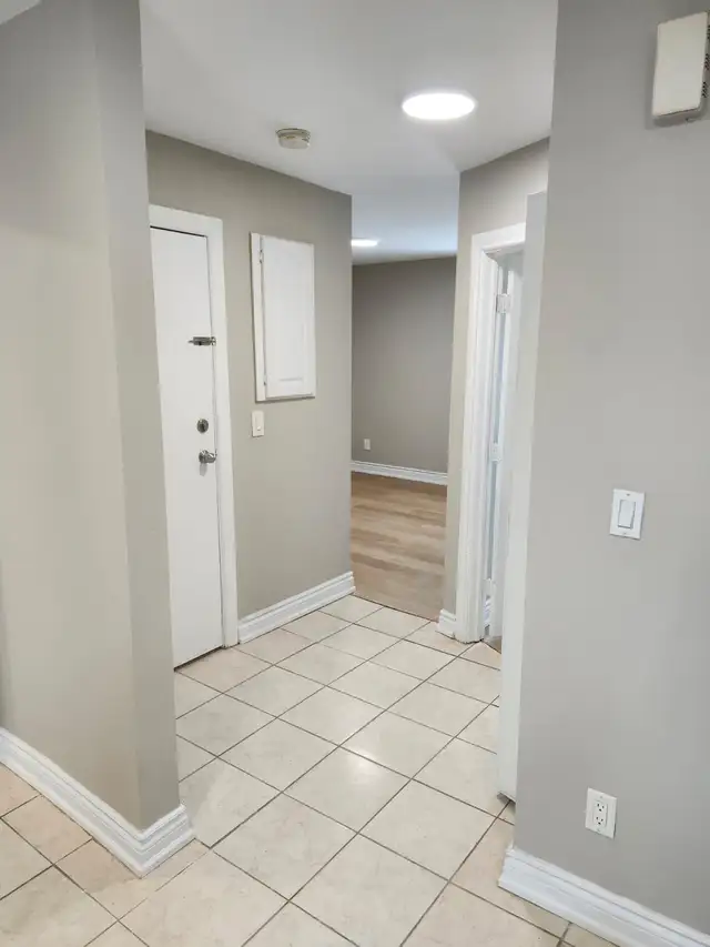 1 Month FREE - Bright & Spacious One-Bedroom Apartment - Photo 5