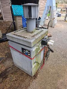free pool heater.  As is. No information on it. - Photo 2