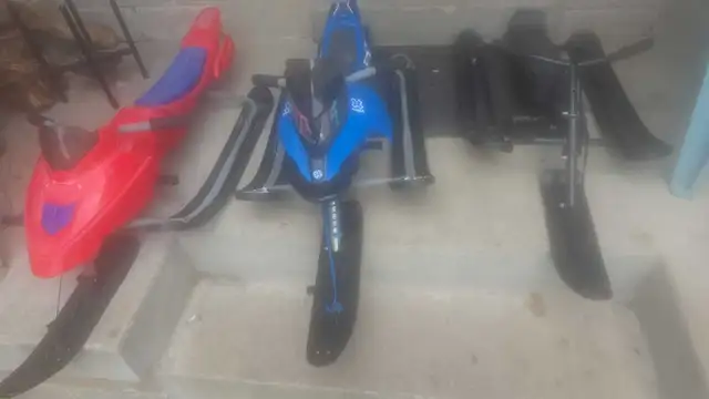 Kids Snow Racers  – 2 Available