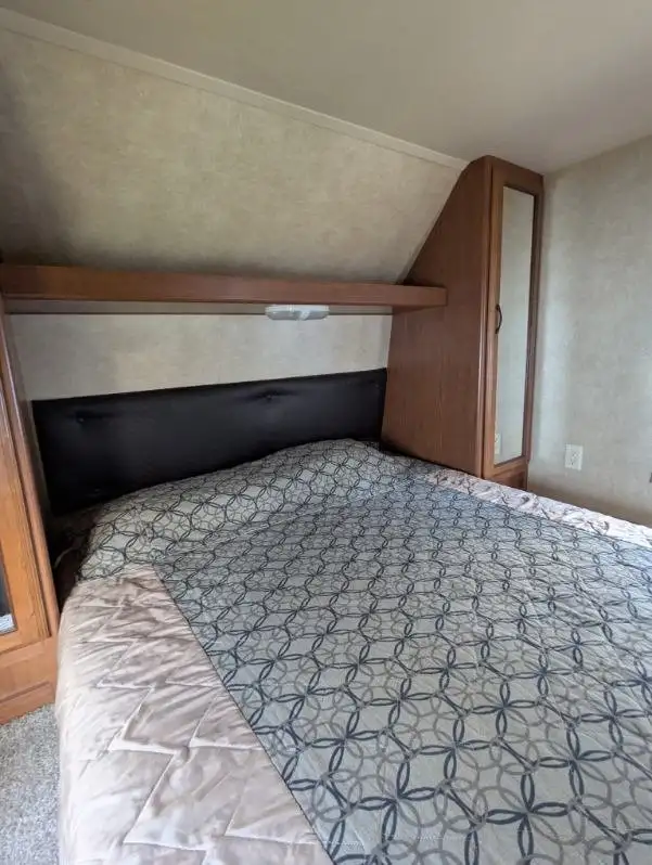 36' travel trailer Salem by Forest River couples retreat, - Photo 3