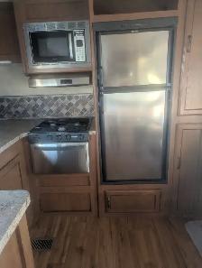 36' travel trailer Salem by Forest River couples retreat, - Photo 6