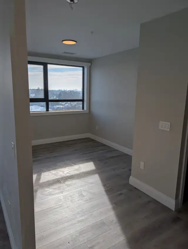 Bachelor & 3 Bedroom Units Available in North London at Staxlyfe - Photo 4