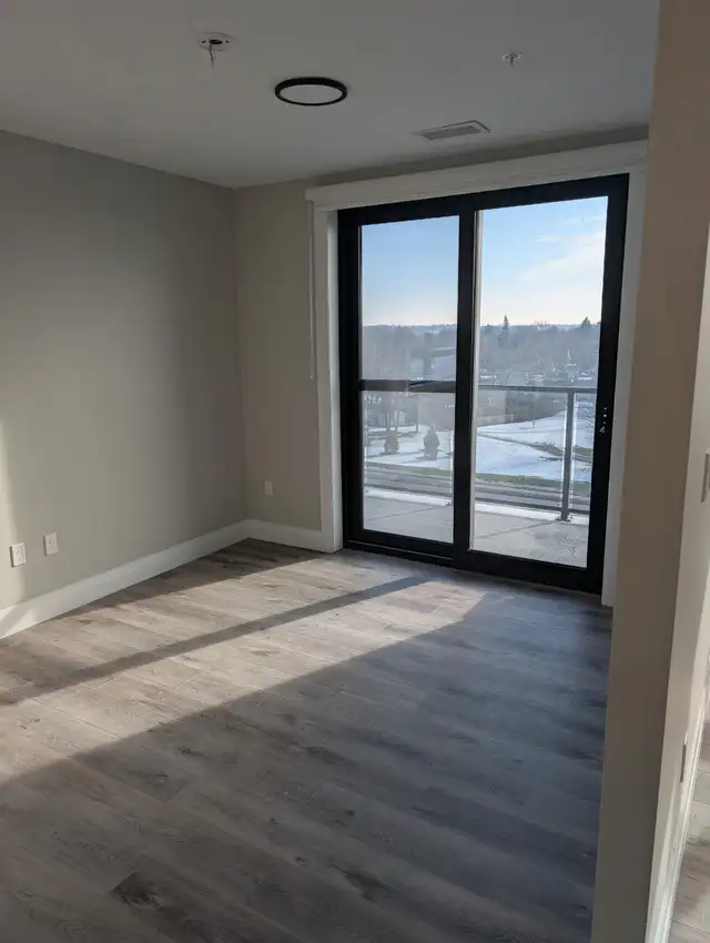 Bachelor & 3 Bedroom Units Available in North London at Staxlyfe - Photo 6