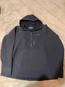 Mens (L) black Patagonia R2 TechFace Pullover Hoody very warm.